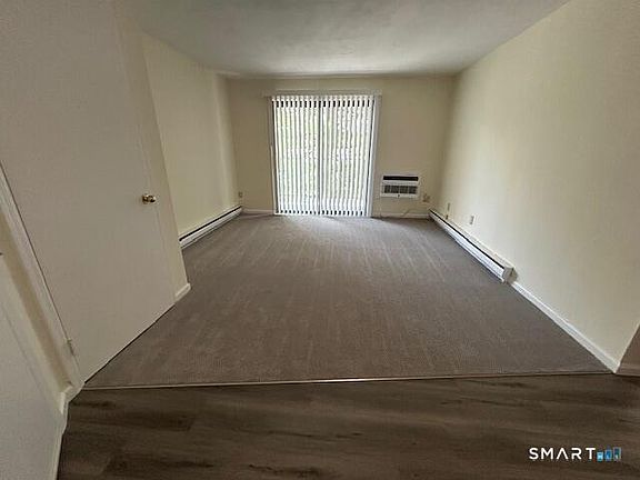 3rd image of 43 Seaview Ave APT 16