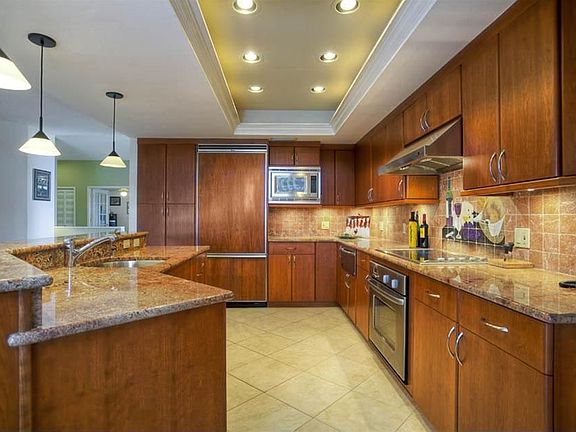Gourmet Kitchen