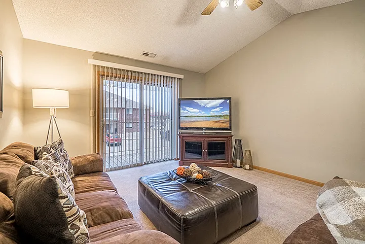 Relax in your cozy living room, with plenty of space for all your furniture.