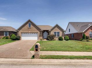 5772 Waterstone Dr, Newburgh, IN 47630