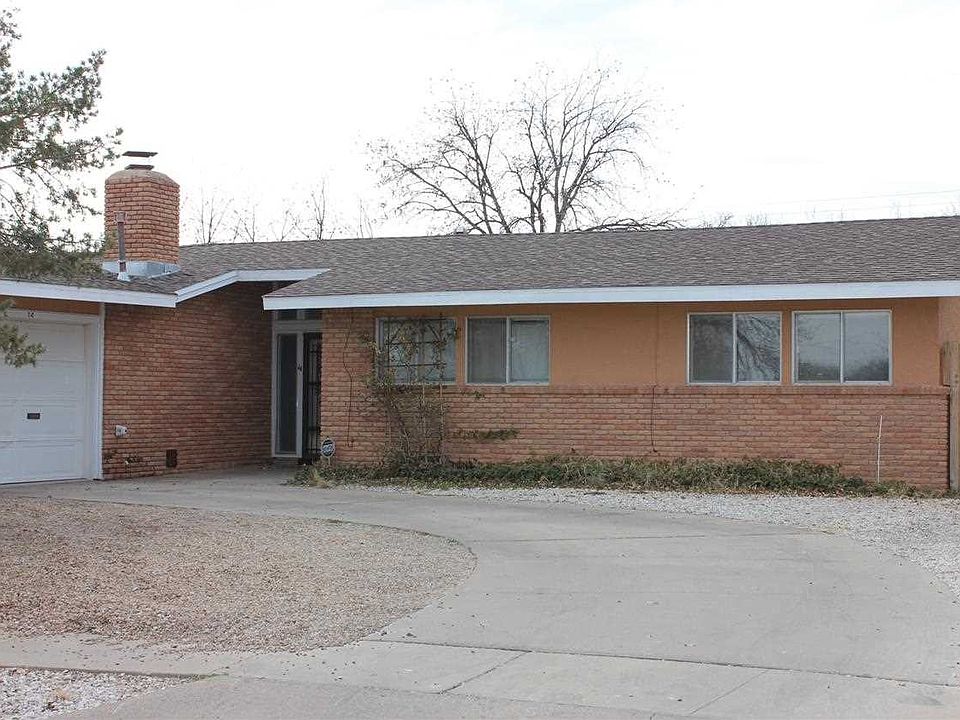 1st image of 14 Deborah Dr