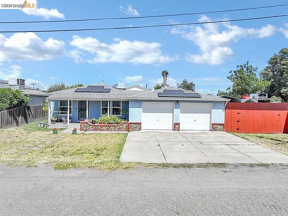 3rd image of 2448 Altoga Ave