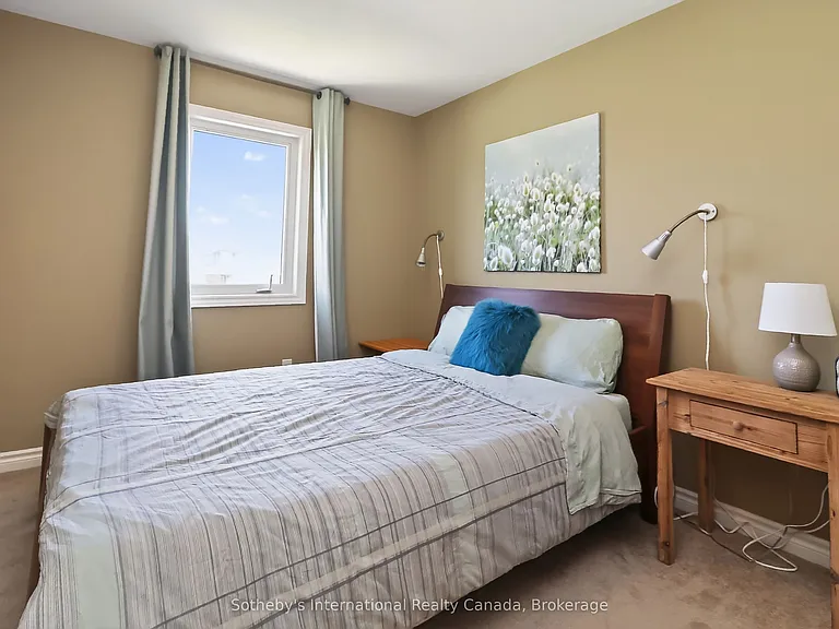 49 Silver Glen Blvd — Photo 24