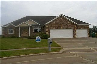 5th image of 2513 SW Woodside Ct