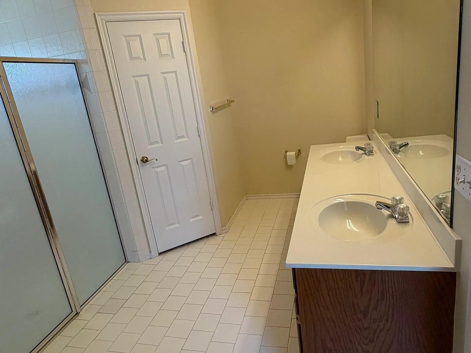 3 bed, 1625 sqft, $1,800 — Photo 4