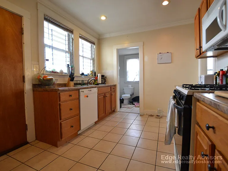 24 Claymoss Rd #1 — Photo 8