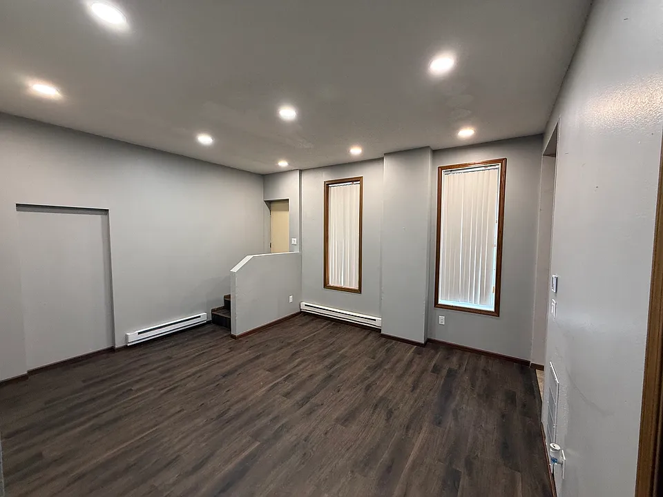 1715 Central Ave #1