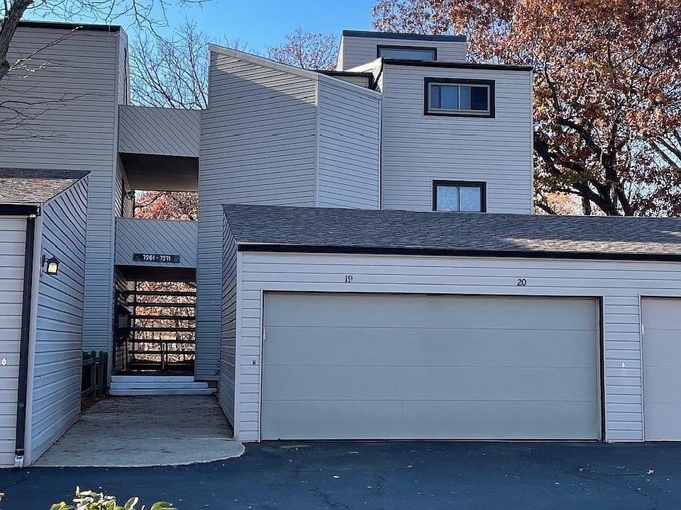 1st image of 7271 N Lakeside Ct #36
