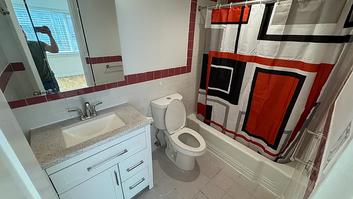 Rented by Sterling Holdings | media 6
