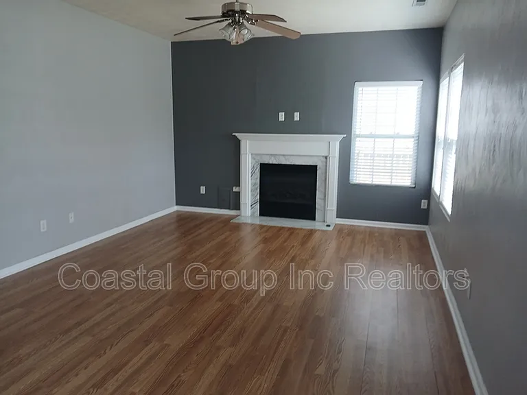 311 Outlaw St — Photo 3