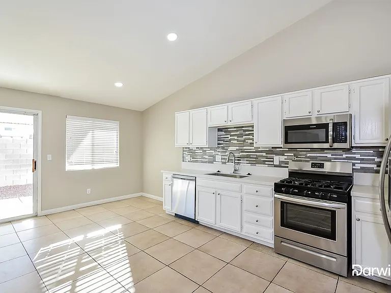 1213 Teal Island Dr — Photo 4