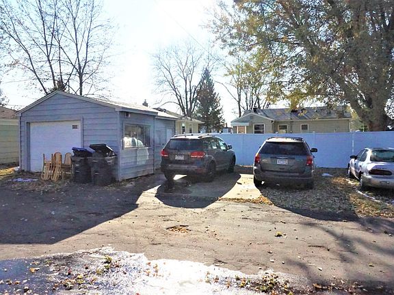 4th image of 2731 2nd Ave E