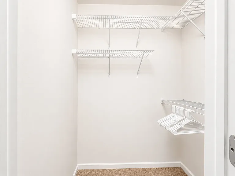 101 Wheatstone Ln — Photo 12