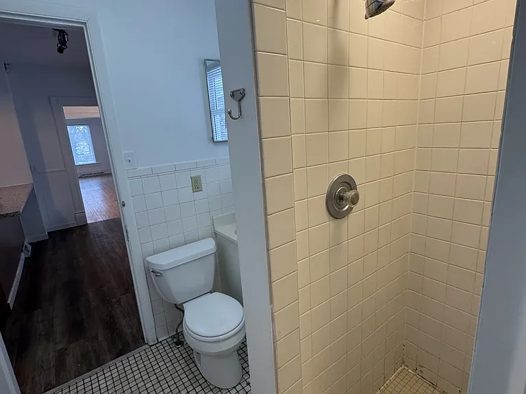 122 North St — Photo 17