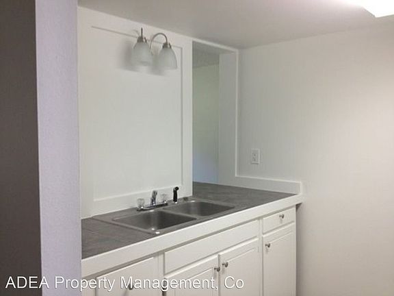 3rd image of 520 W Spruce St #A207-527-w