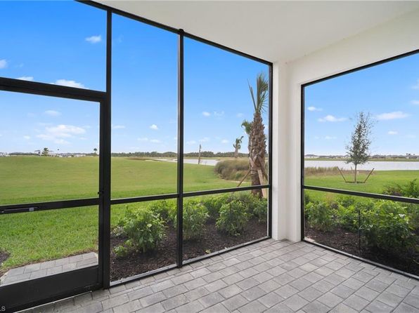 15345 Green Acres Ave #2116