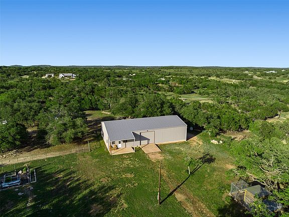 5th image of 2400 W Fitzhugh Rd