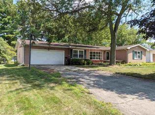 721 Brad Mar Dr, Freeport, IL 61032