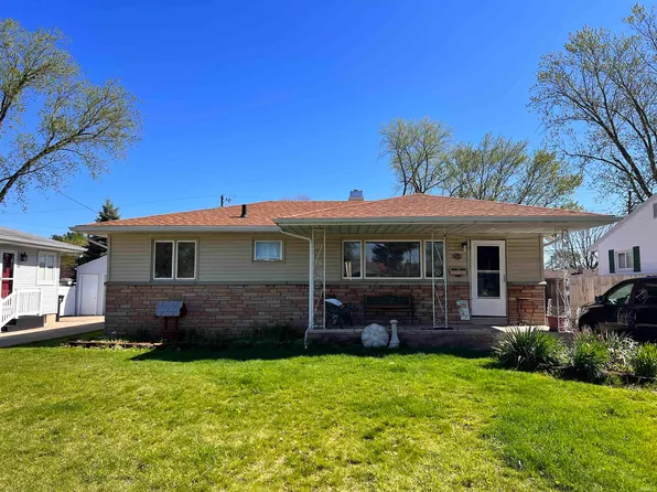1310 Chimes Blvd, South Bend, IN 46615