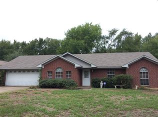 3625 Andrea St, Longview, TX 75604