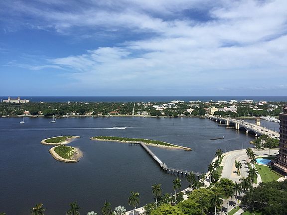 4th image of 529 S Flagler Dr APT 23G