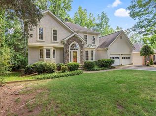 629 Deerwood Ln, Stone Mountain, GA 30087