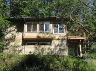 812 San Juan Dr, Friday Harbor, WA 98250