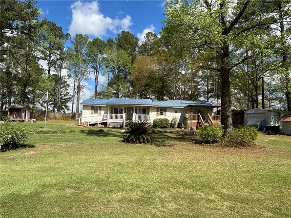 1565 Lake Dr, Screven, GA 31560