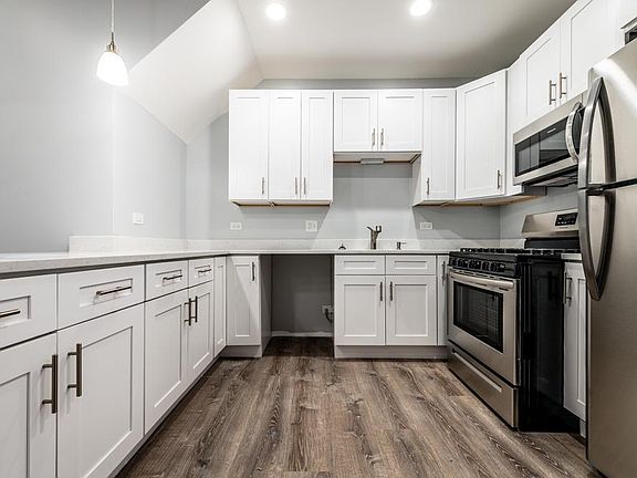 2nd image of 3579 W McLean Ave #1