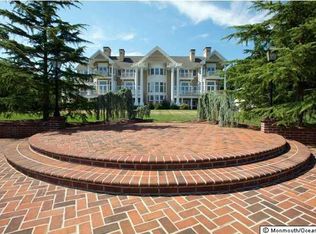 452 Navesink River Rd, Red Bank, NJ 07701