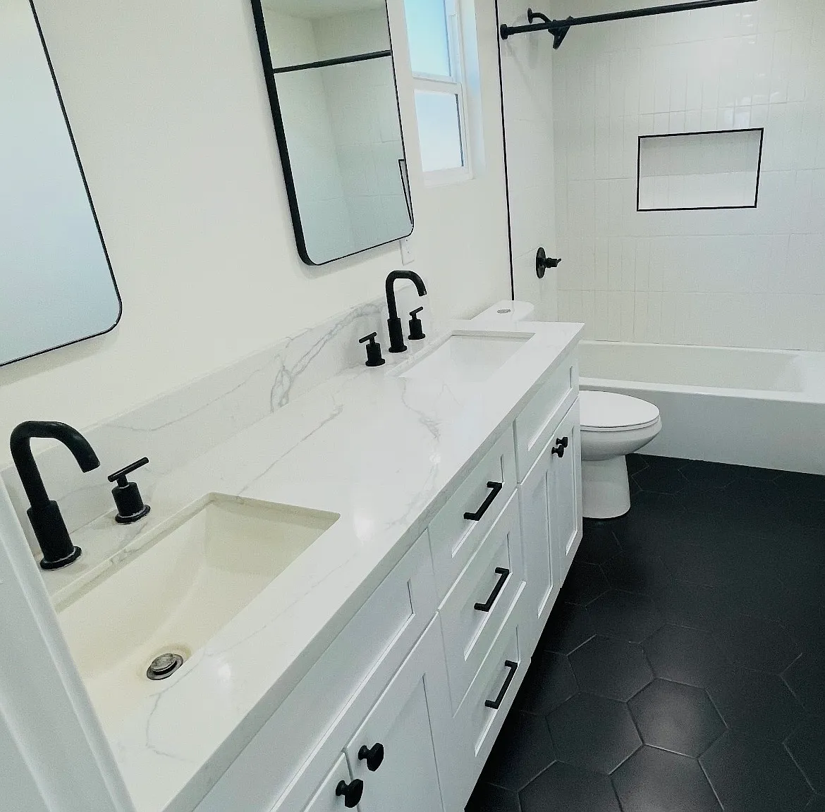 3 bed, 1440 sqft, $2,200 — Photo 1
