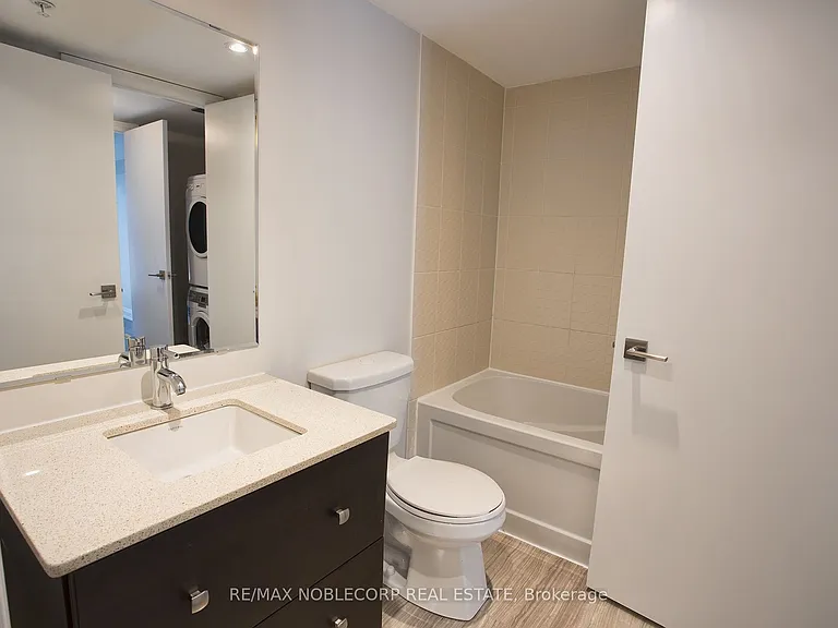 565 Wilson Ave #319W — Photo 17