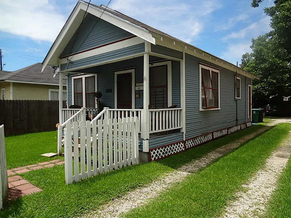 2 bed, 1.0 bath, 760 sqft, $1,525 — Photo 2