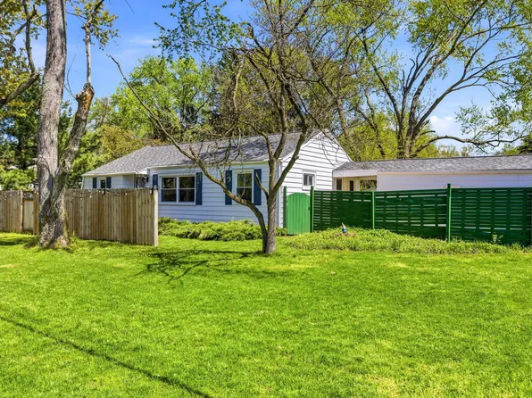 2521 S 13th St, Niles, MI 49120