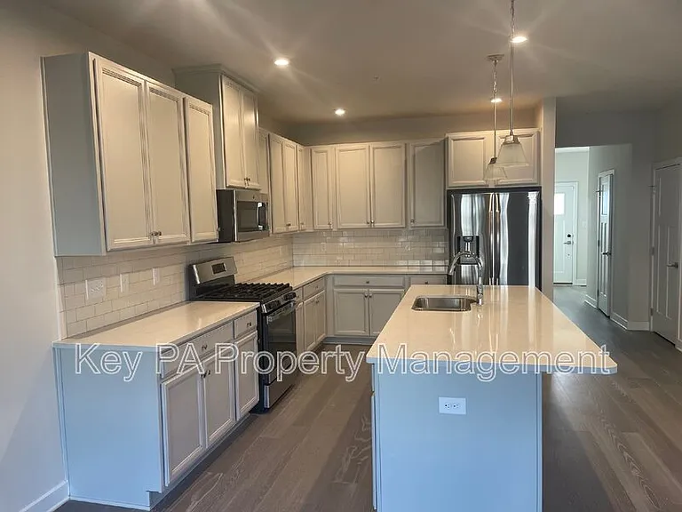 205 Hibiscus Way — Photo 6