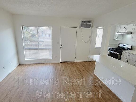 5th image of 1121 E Palmer Ave APT 8
