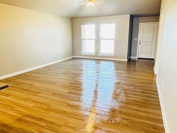 5th image of 7208 S East St #99-1/2