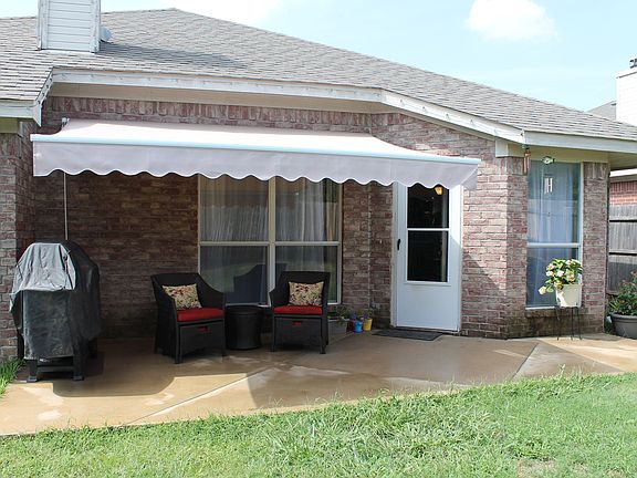 3rd image of 4833 Eagle Trace Dr