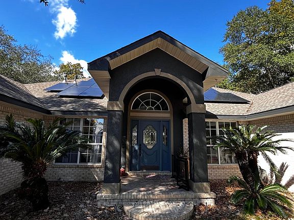 2nd image of 800 Weeden Island Dr