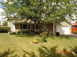 805 S Cooper St, New Lenox, IL 60451