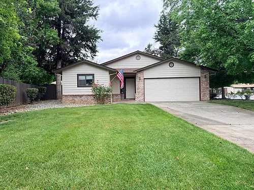 2093 Lazare Path Photo 1