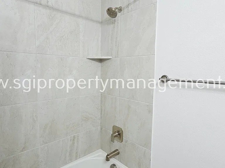 10870 Grayhead Dr — Photo 26