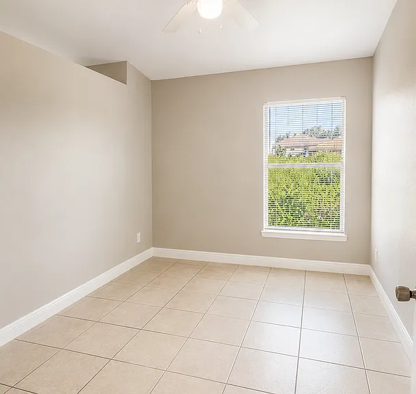 111 Homer Ave S — Photo 3