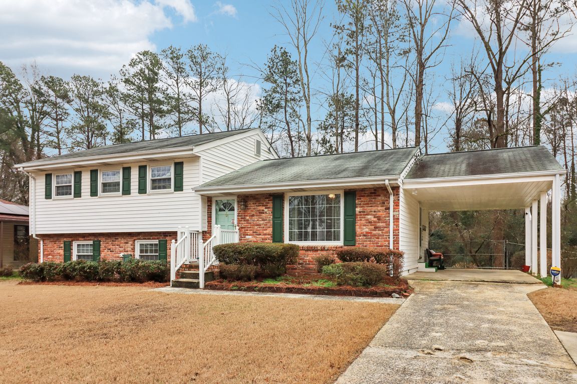 S Nottingham Rd-S2401-005.jpg