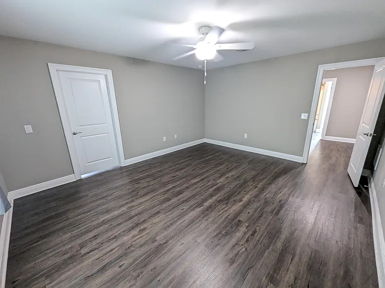 2335 Hadleigh Hills Ct — Photo 24