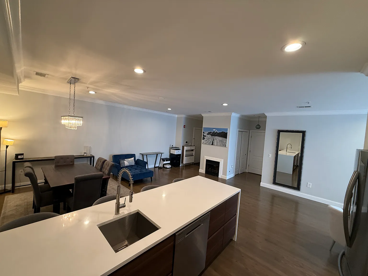 2 bed, 1300 sqft, $3,100 — Photo 4
