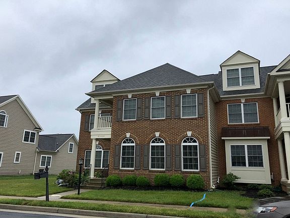 2nd image of 41823 Bristow Manor Dr