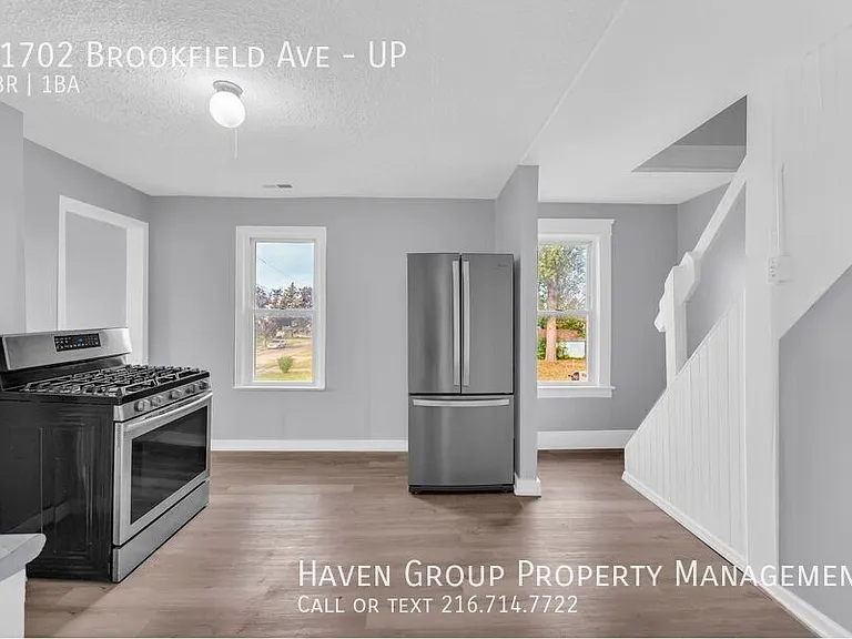 11702 Brookfield Ave #UP — Photo 10