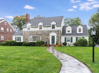 566 Ridgewood Ave, Glen Ridge, NJ 07028