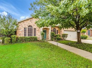 101 Adams Dr, Crowley, TX 76036